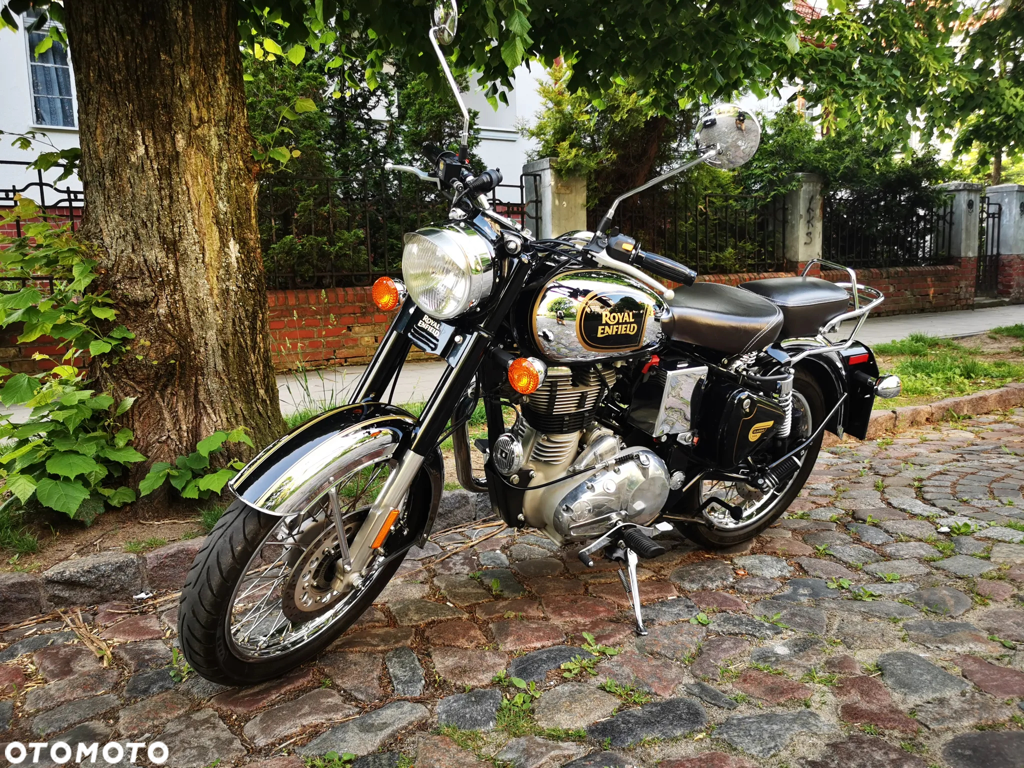 Royal Enfield Classic - 8
