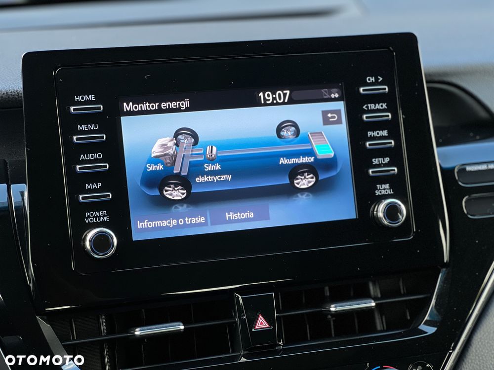 Toyota Camry 2.5 Hybrid Comfort CVT - 29