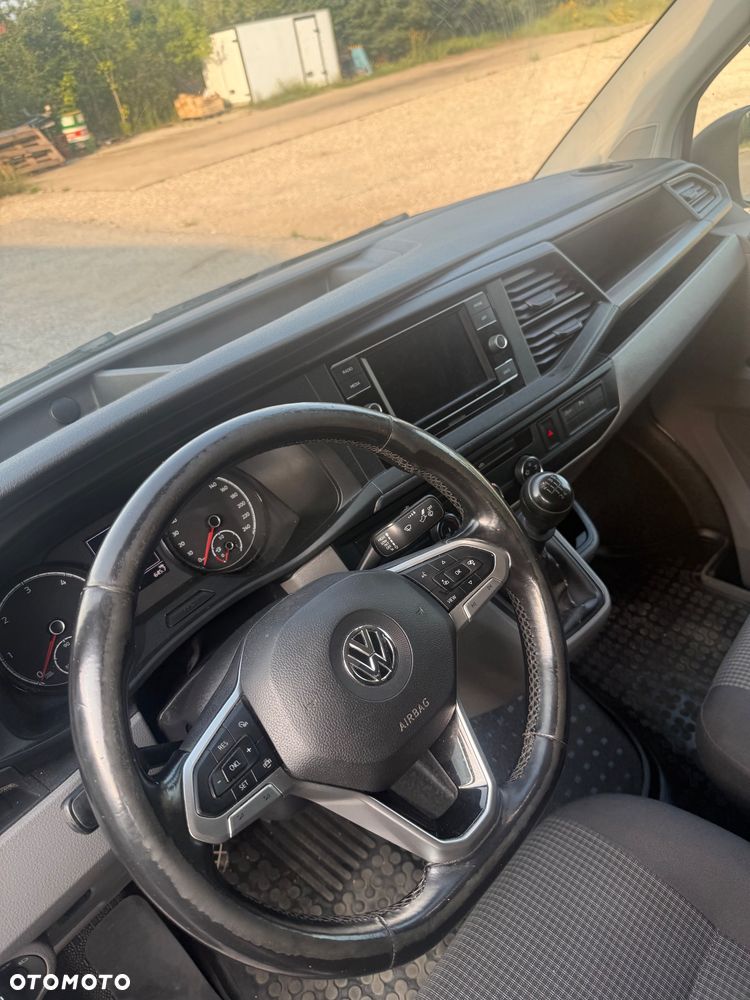 Volkswagen Transport 2020 r przebieg 160,000 km orginalny salon Polska - 8