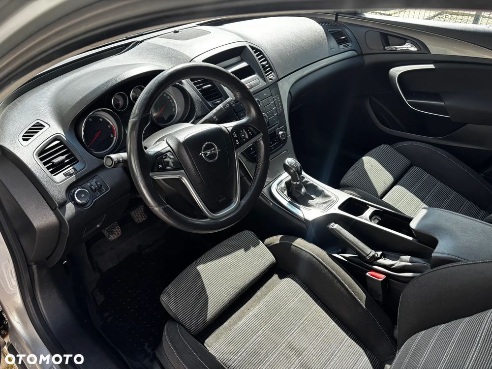 Opel Insignia 2.0 CDTI - 7