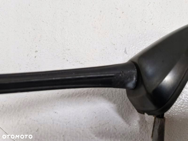 HONDA CIVIC VIII 8 SEDAN ANTENA DACHOWA PODSTAWA BAT - 3