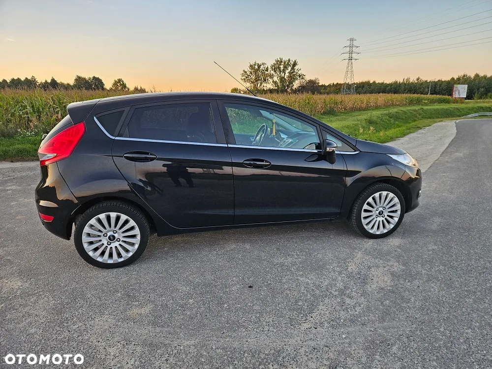 Ford Fiesta 1.4 Titanium - 9