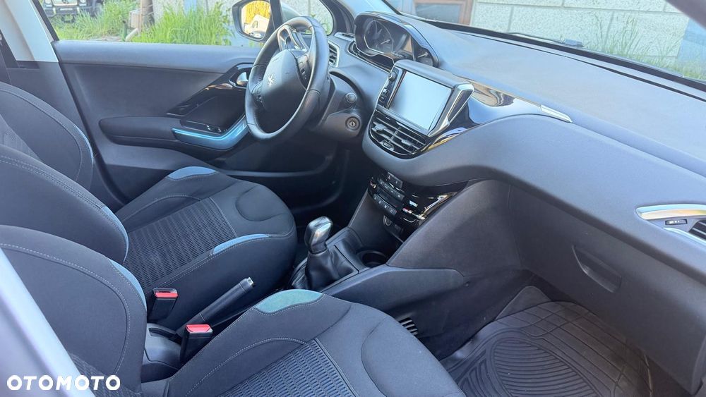 Peugeot 208 1.6 e-HDi Active STT - 6