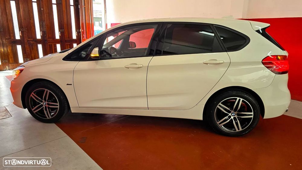 BMW 216 Active Tourer d Line Sport Auto - 11