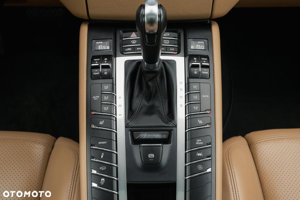 Porsche Macan - 21