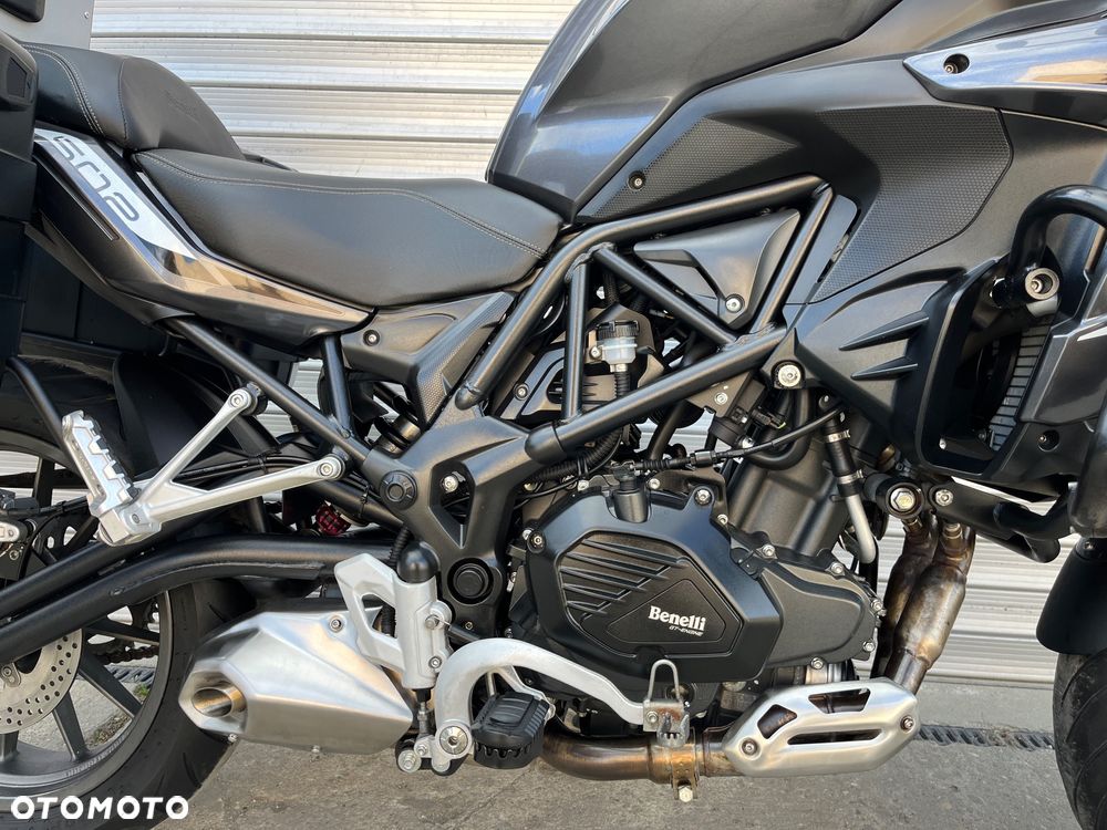 Benelli TRK 502 - 17