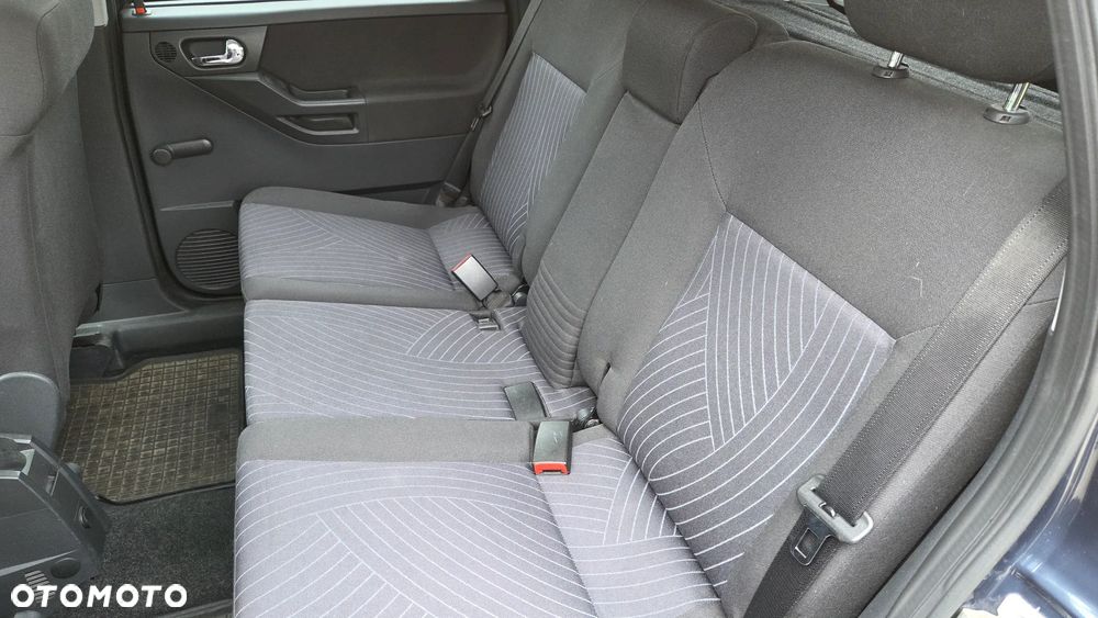 Opel Meriva - 16