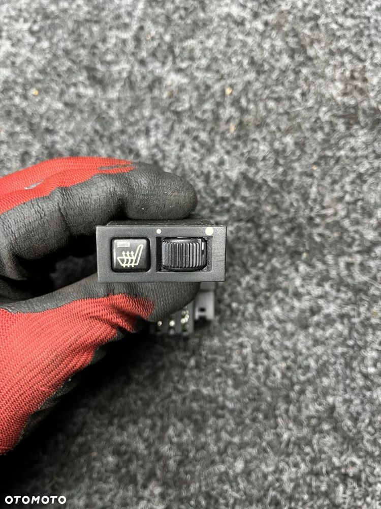 przełączniki grzania foteli bmw seria 7 e38 8352259 - 13