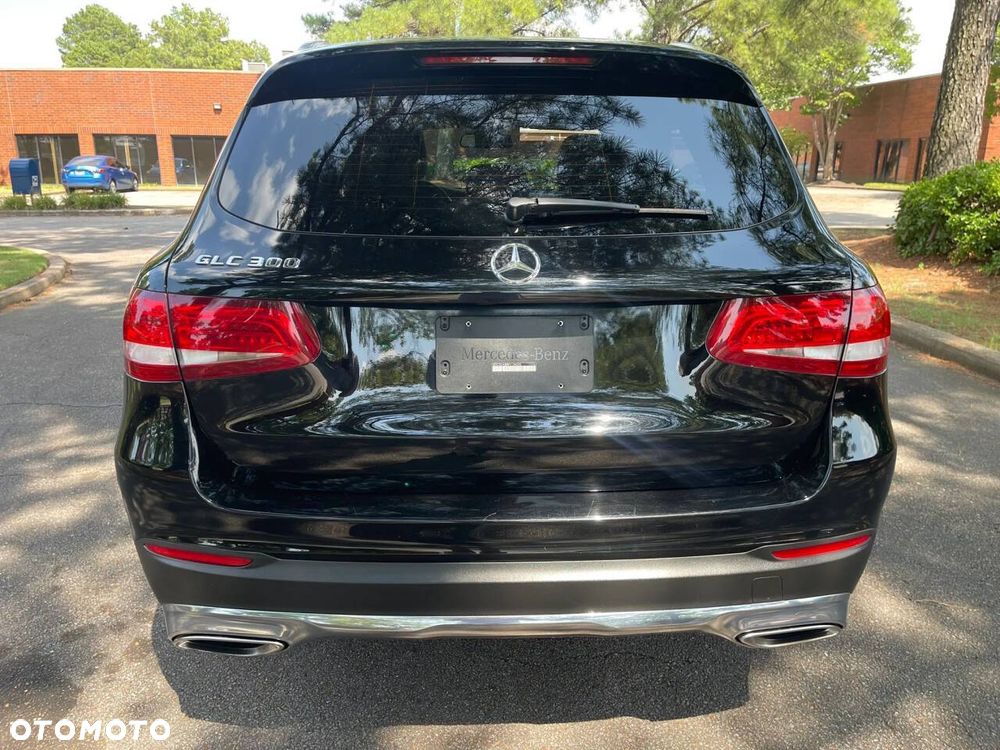 Mercedes-Benz GLC - 7
