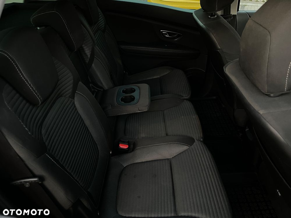 Renault Scenic 1.5 dCi Zen EDC - 16