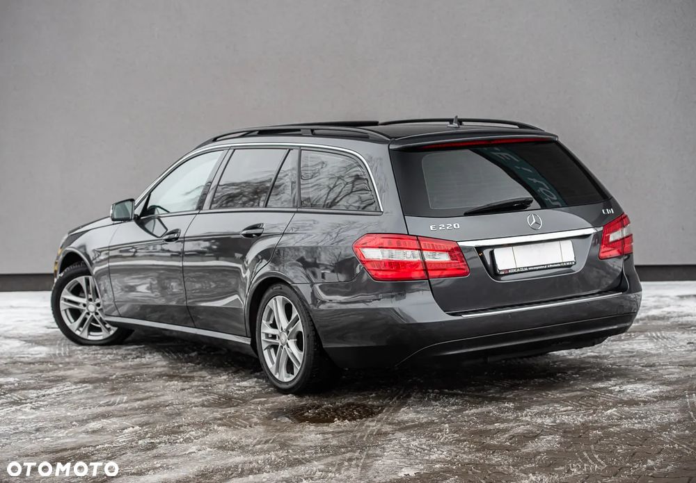 Mercedes-Benz Klasa E - 9
