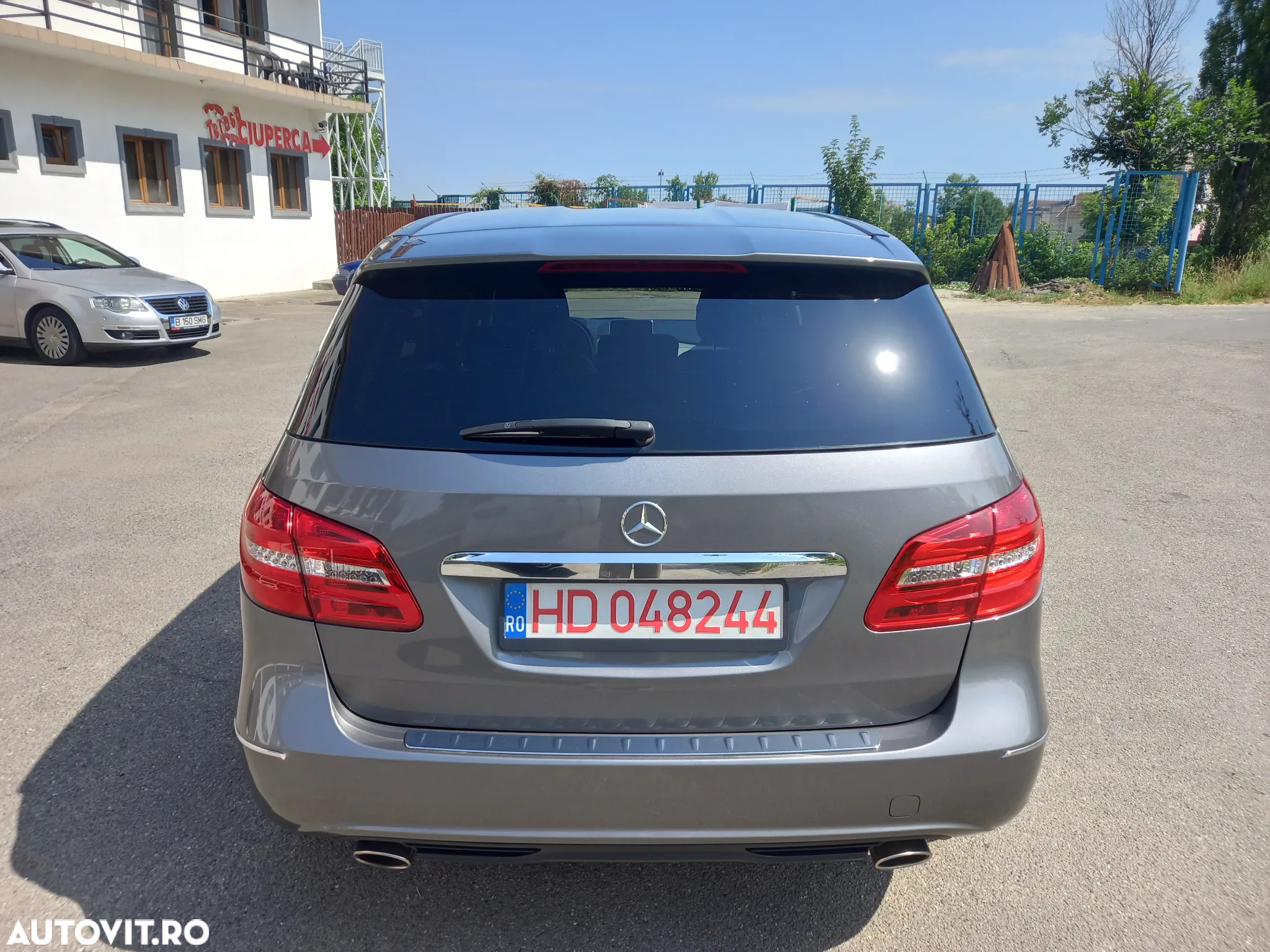Mercedes-Benz B 180 CDI (BlueEFFICIENCY) - 16
