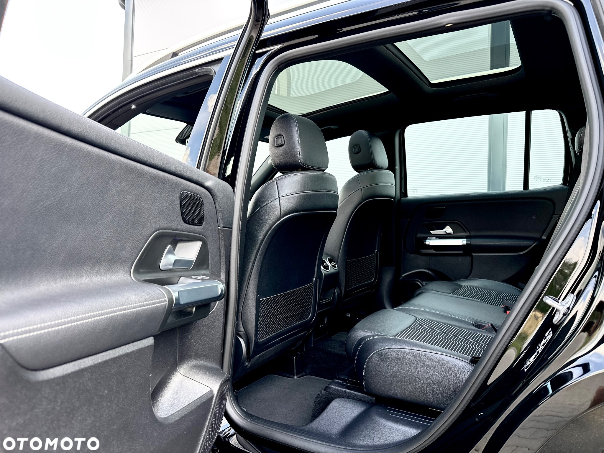 Mercedes-Benz GLB 200 d 8G-DCT AMG Line - 26