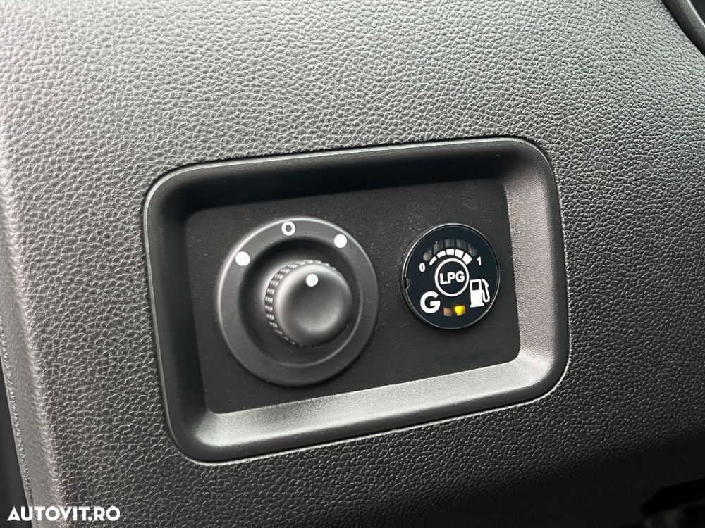 Dacia Duster 1.6 SCe Comfort - 7