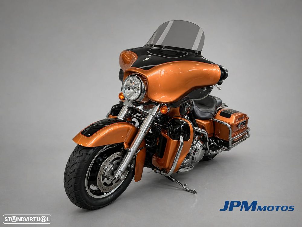 Harley-Davidson Street Glide - 1
