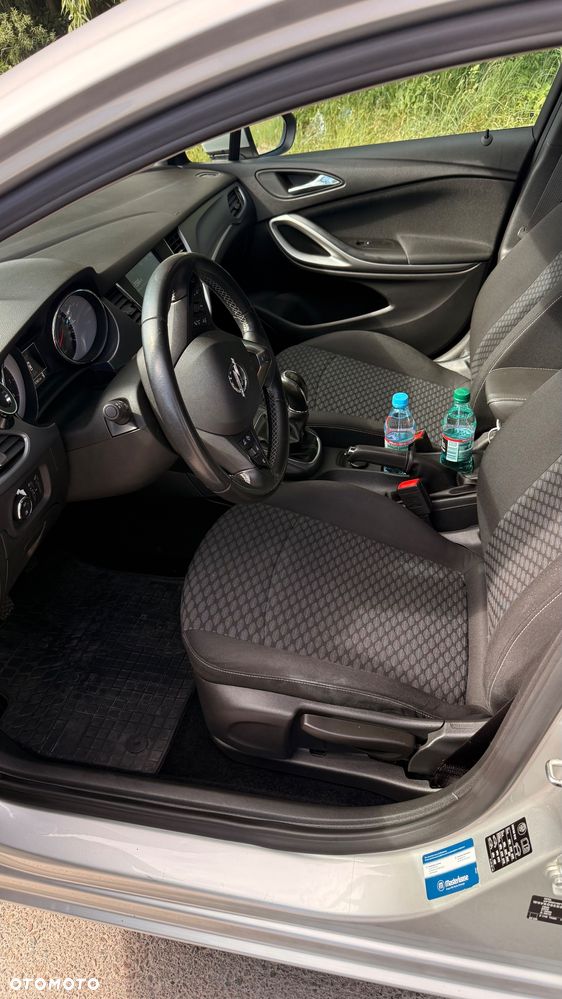 Opel Astra 1.4 T Enjoy - 8