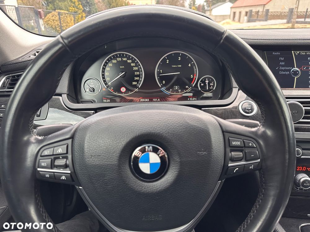 BMW Seria 7 730d - 24