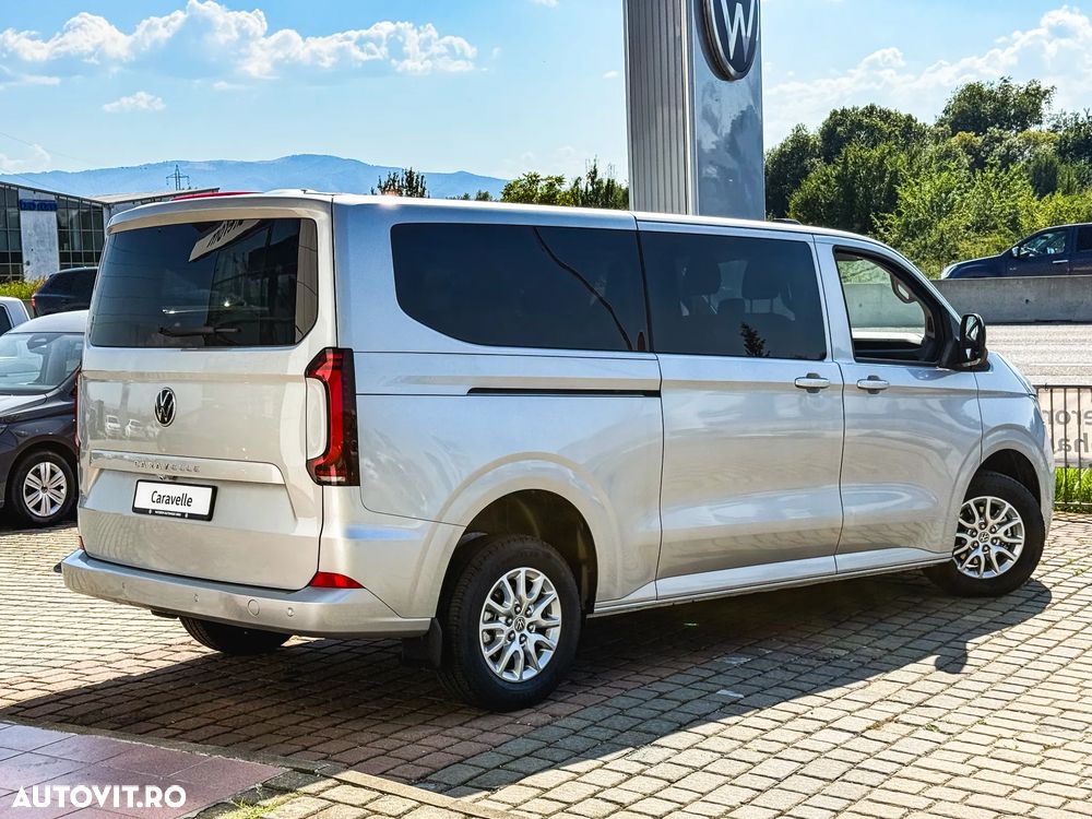 Volkswagen Caravelle - 11