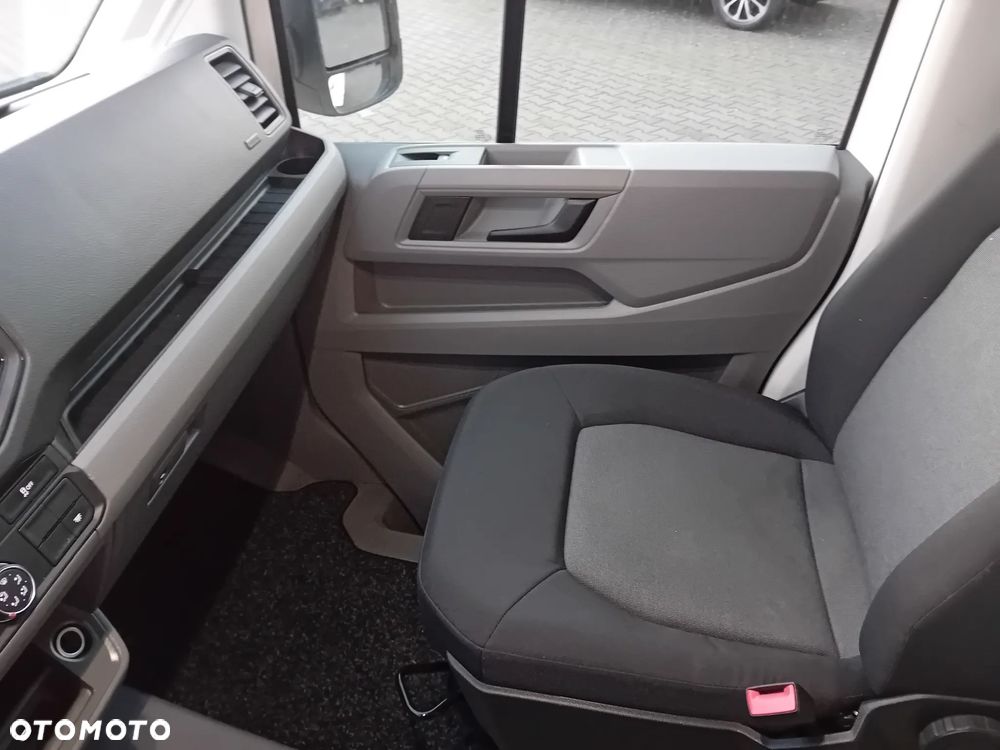 Volkswagen Crafter - 23