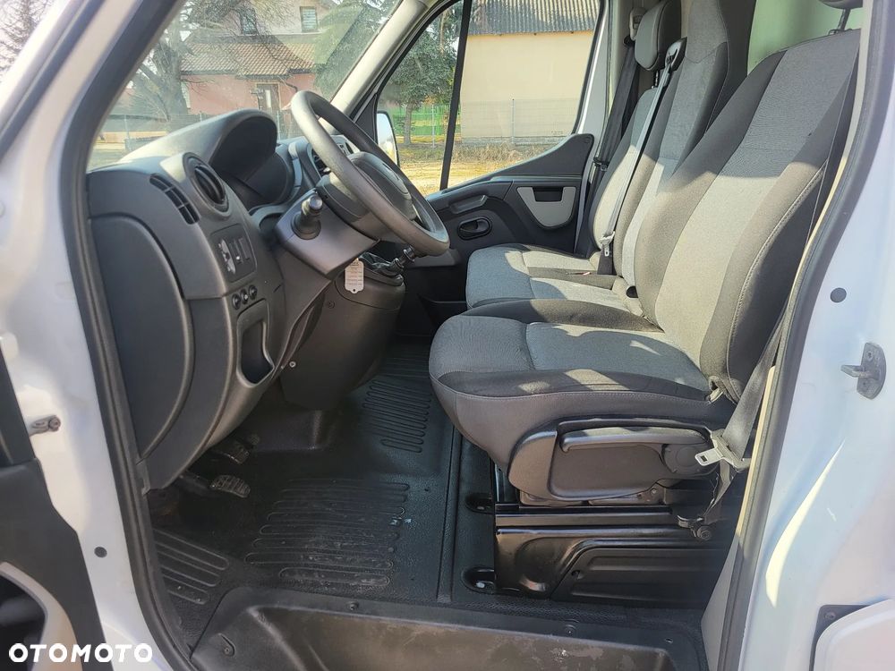 Renault Master - 24