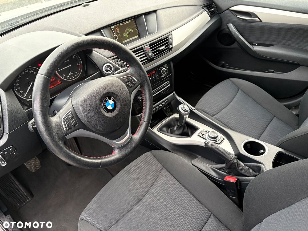 BMW X1 xDrive18d Sport Line - 15
