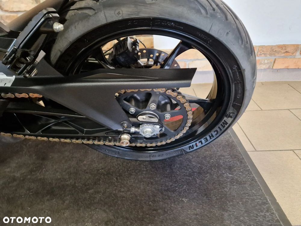 KTM RC 125 - 35