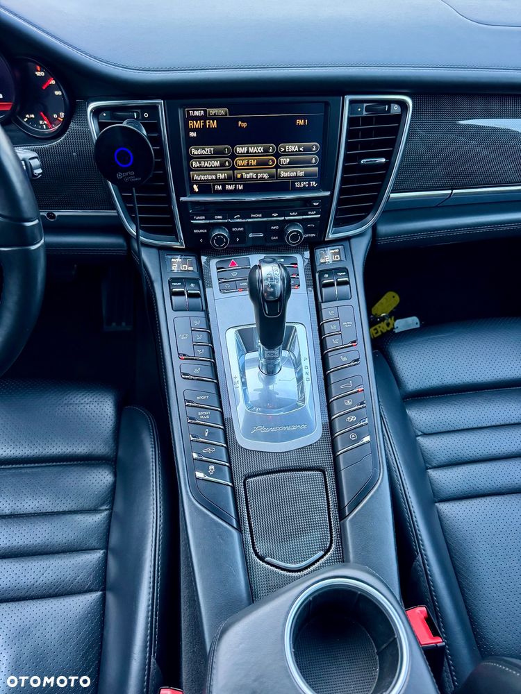 Porsche Panamera - 17