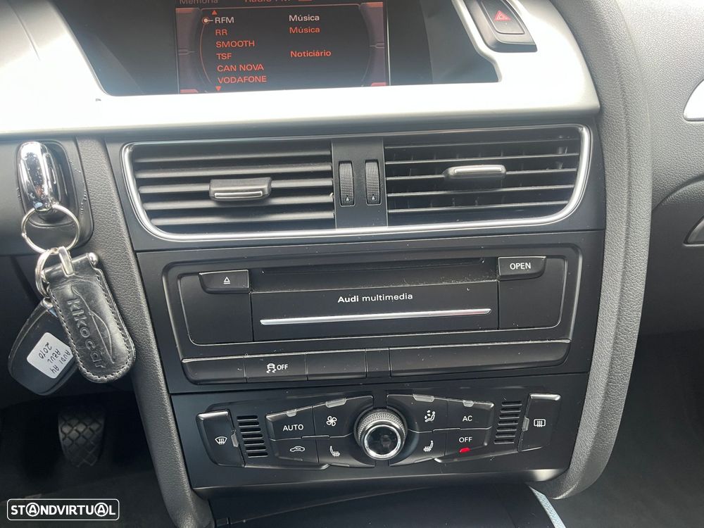 Audi A4 Avant 2.0 TDI Business Line Sport - 26