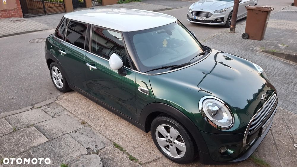 MINI Cooper Standard - 1