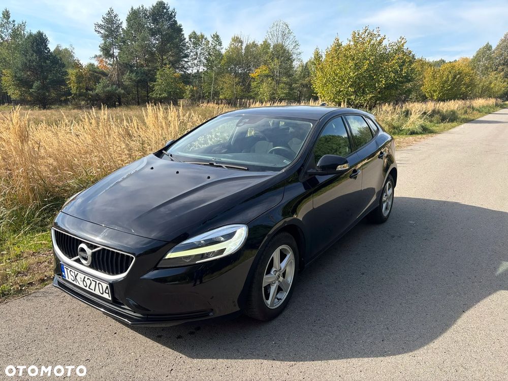 Volvo V40 2018 photo 2