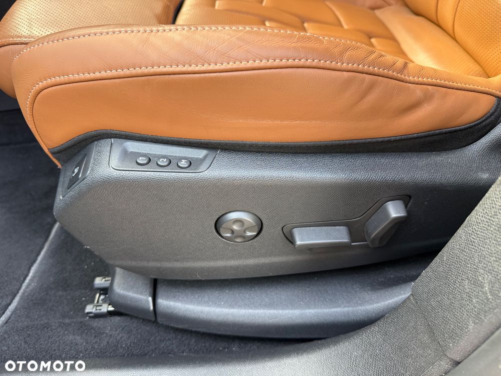 DS Automobiles DS 7 Crossback - 23