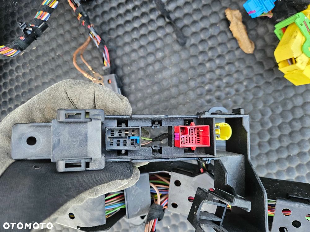 Wiazka Instalacja Wnetrza 3.2 FSI AUK Benzyna Audi A4 B7 Sedan Quattro UK Angielska - 12