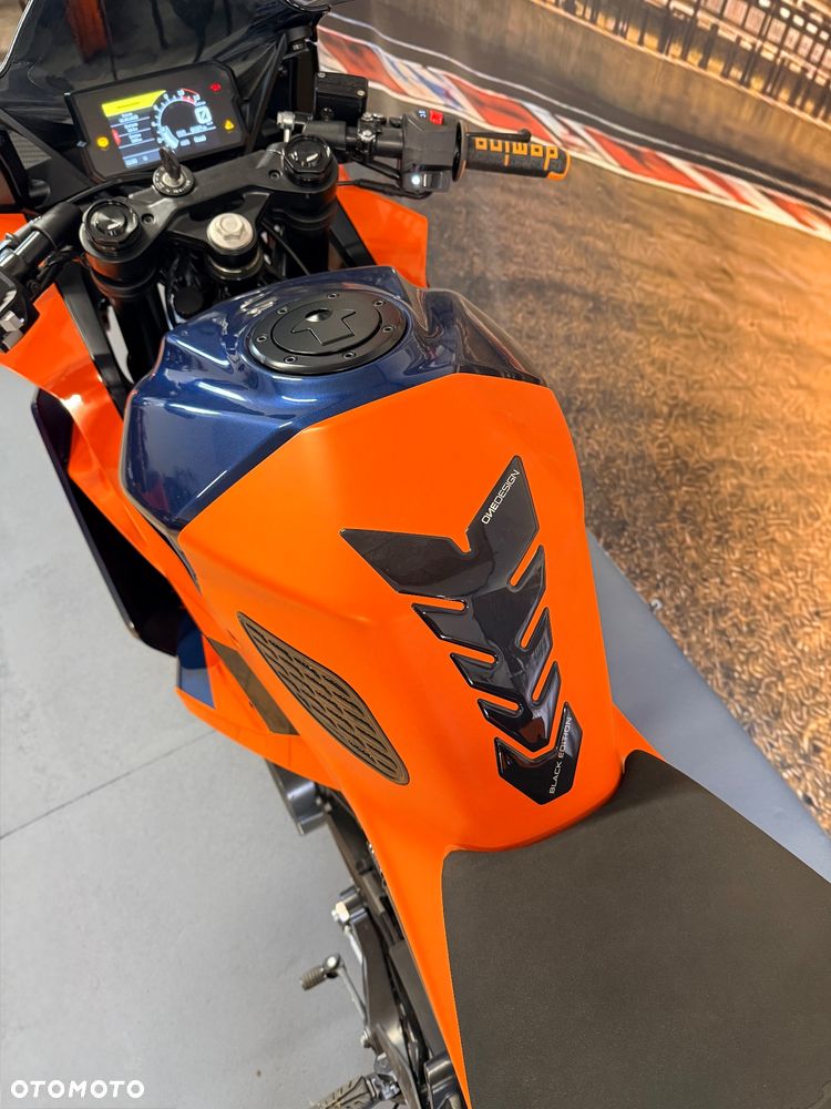 KTM RC 125 - 8