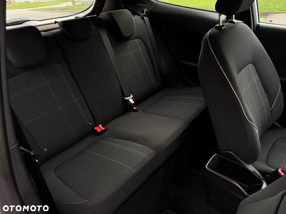 Ford Fiesta 1.1 Titanium ASS - 22
