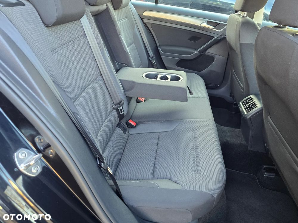 Volkswagen Golf 1.4 TSI BlueMotion Technology DSG Comfortline - 11