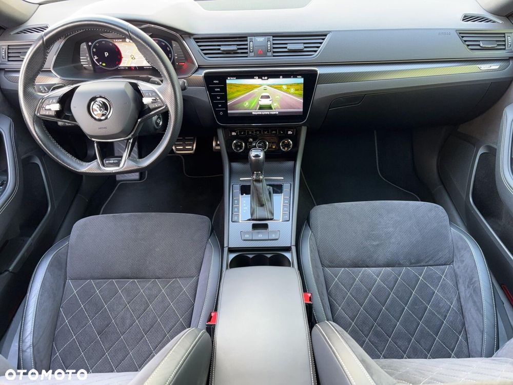 Skoda Superb 2.0 TDI SCR 4x4 Sportline DSG - 20