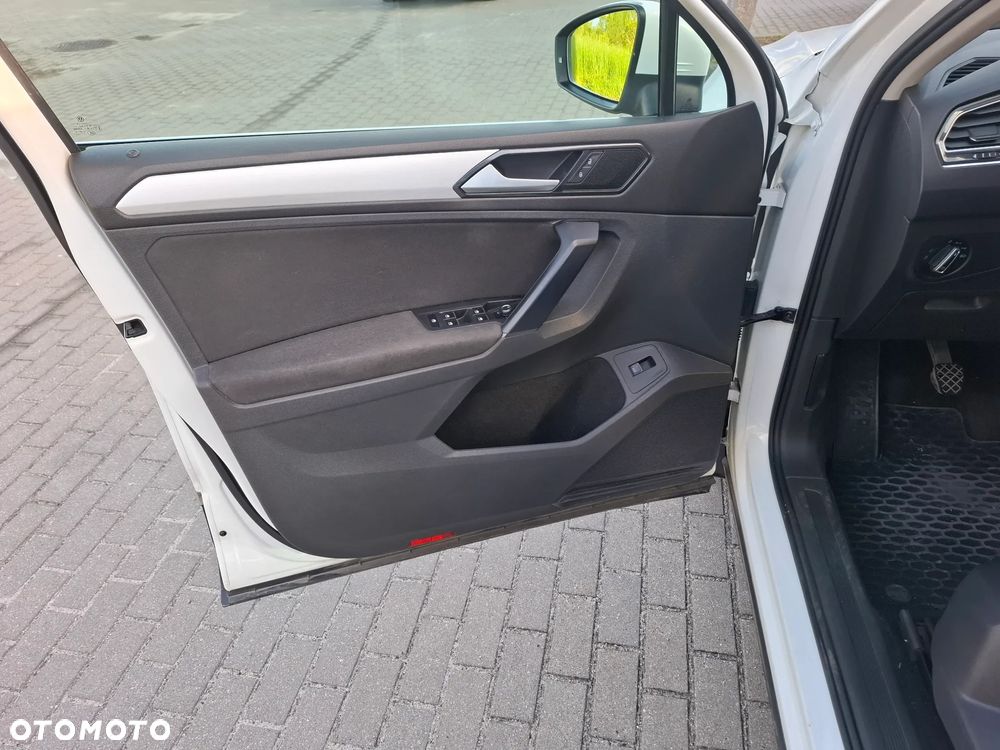 Volkswagen Tiguan - 20