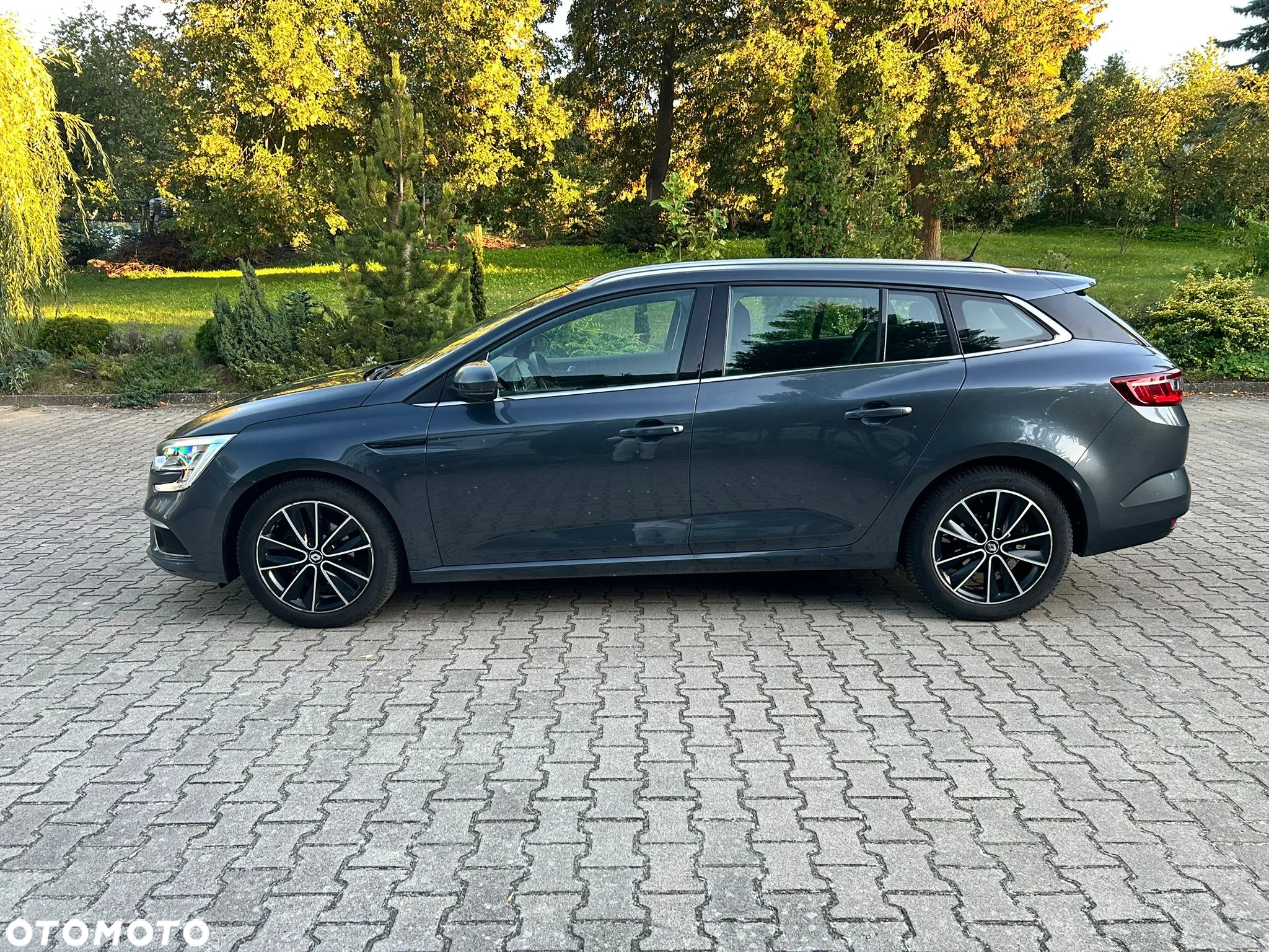 Renault Megane 1.3 TCe FAP Business - 10