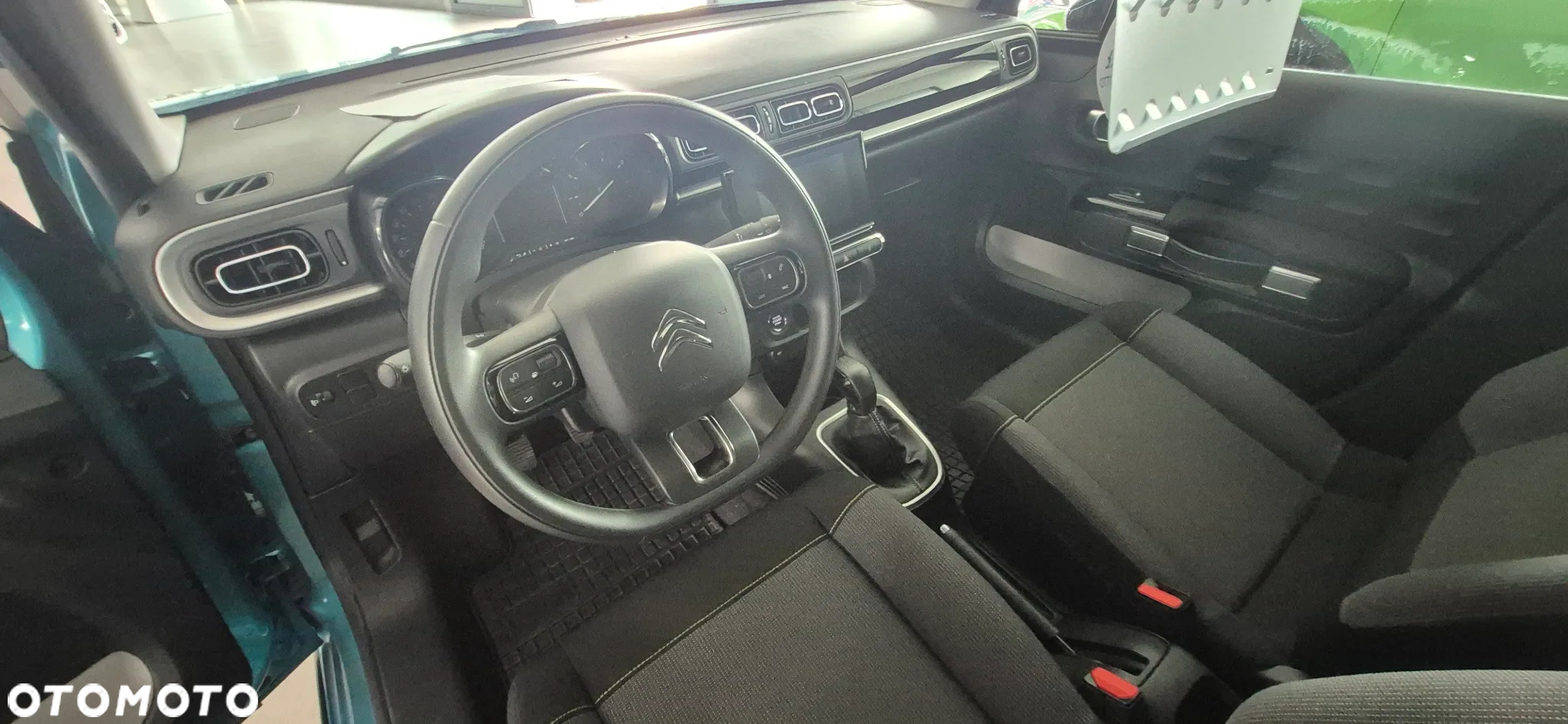 Citroën C3 1.2 PureTech Shine - 6