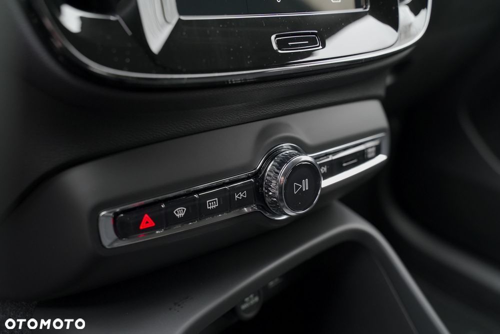 Volvo XC 40 B3 Core - 18