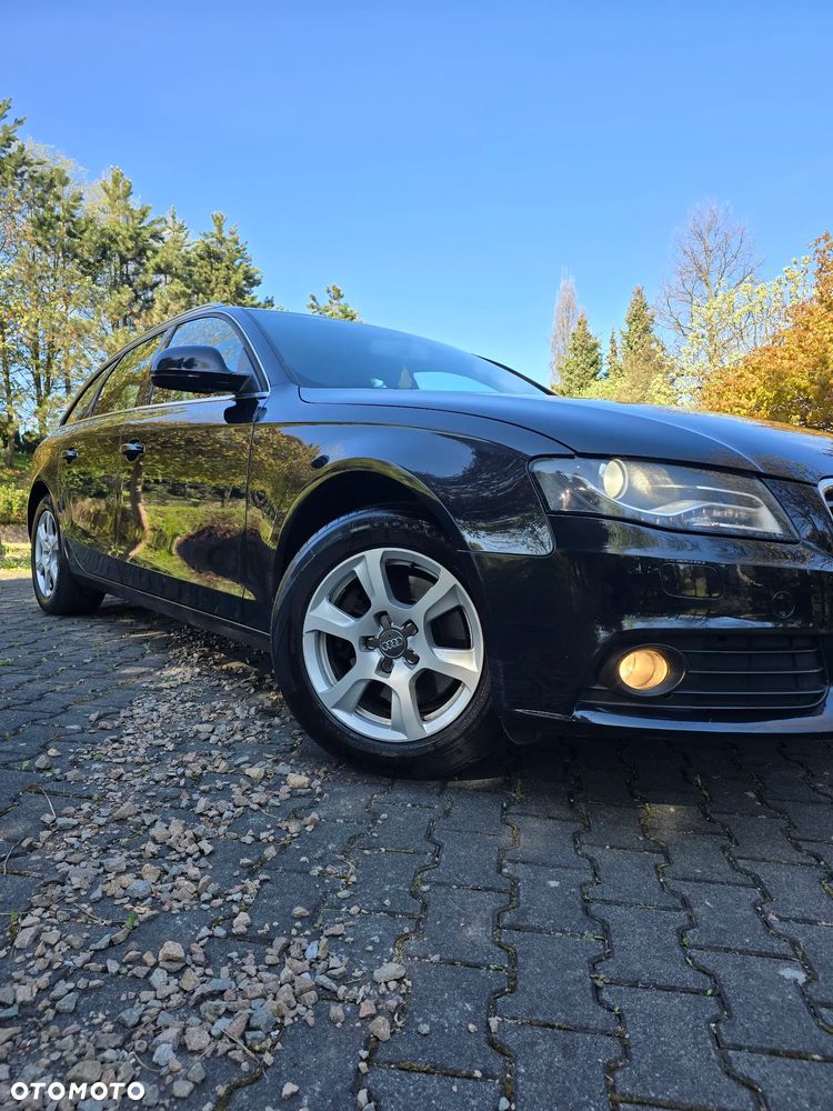 Audi A4 Avant 2.0 TDI DPF Ambiente - 5