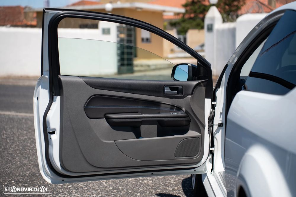 Ford Focus 2.5 RS - 28