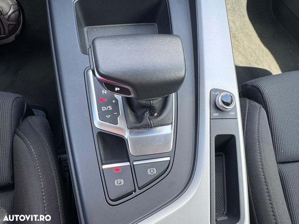 Audi A4 2.0 40 TDI quattro S tronic MHEV Advanced - 21