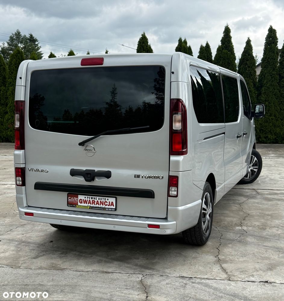 Opel Vivaro L2H1 2,9t Elegance Business - 11