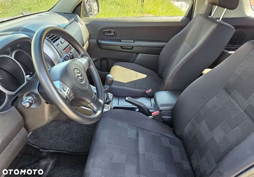 Suzuki Grand Vitara - 19