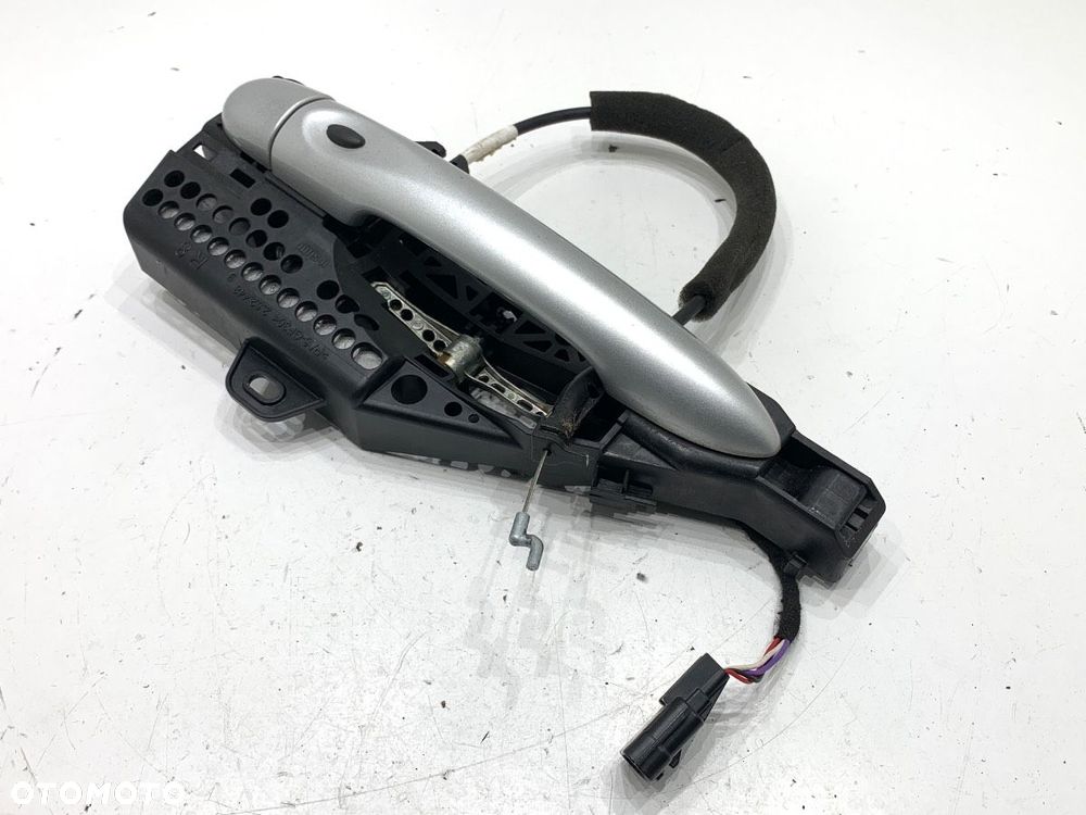 KLAMKA ZEWNĘTRZNA PRAWY PRZÓD  RENAULT CAPTUR I (J5_, H5_) 2013 - 2022 1.5 dCi 110 81 kW [110 KM] - 2