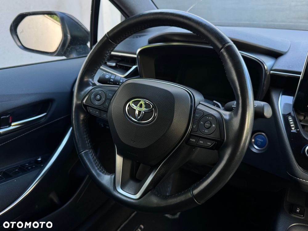 Toyota Corolla - 23