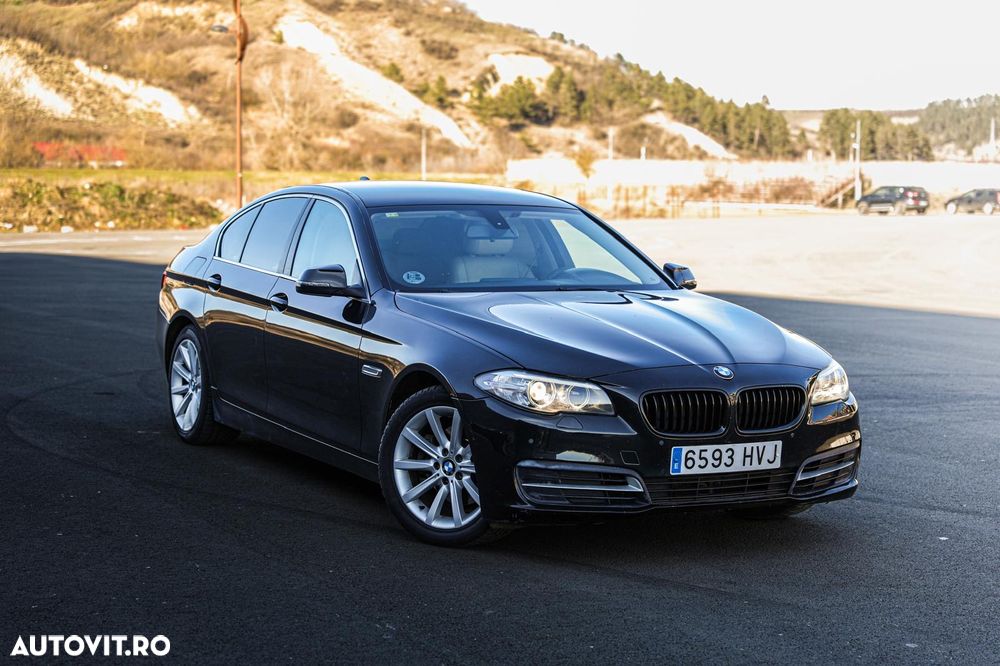 BMW Seria 5 520d - 23
