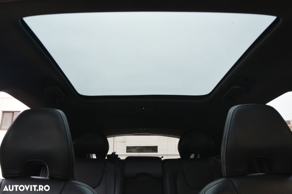 Volvo V40 D3 Aut. R-Design - 23