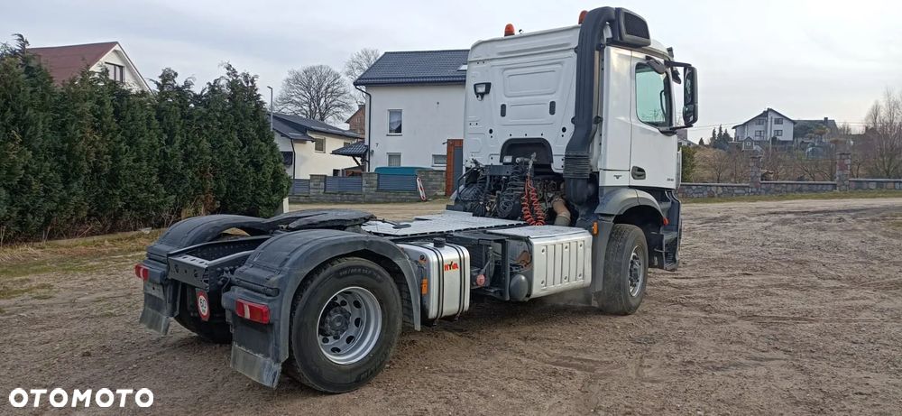 Mercedes-Benz Arocs - 8